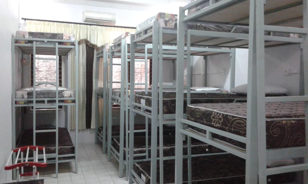 Pondok Heras Suite Dżakarta Zewnętrze zdjęcie
